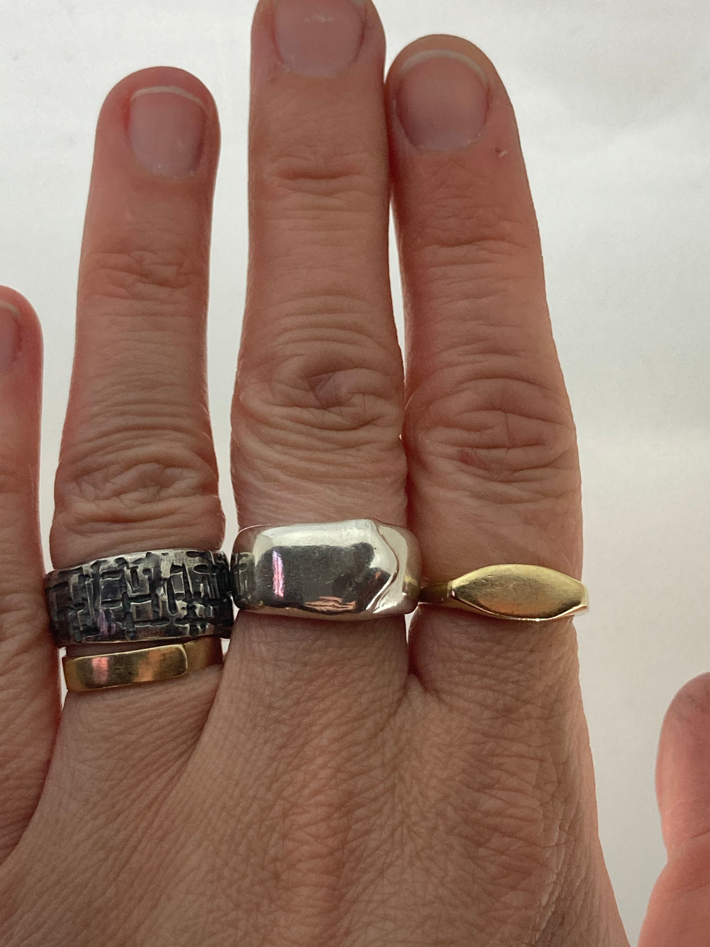 SILVER SQUIGGLE RING