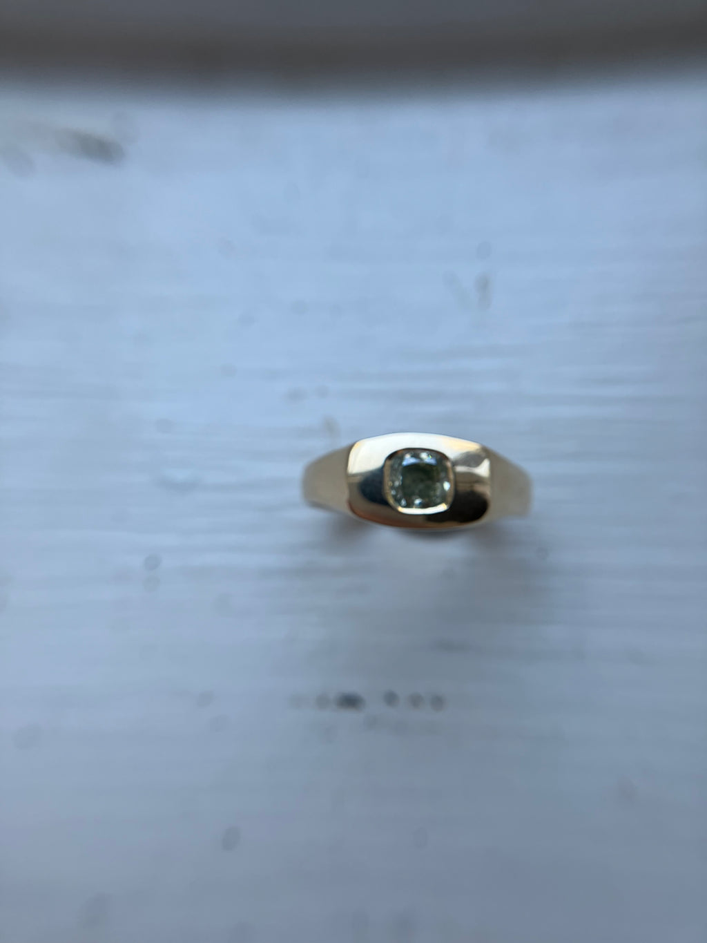 GREEN DIAMOND IMPRESSION RING
